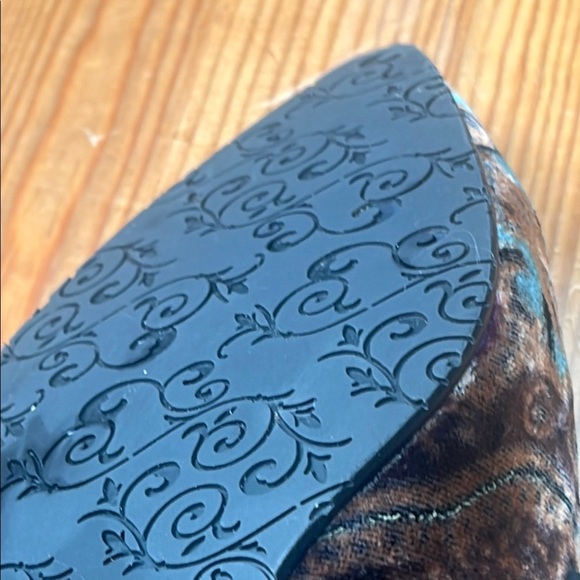 Santorini made in Spain Black and Brown Pointed Toe Loafers Velvet Flats - Picture 11 of 12